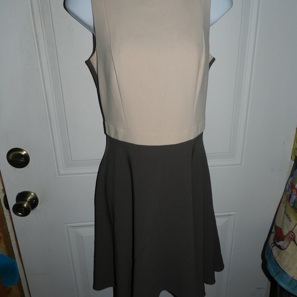 Elisabetta Franchi A-Line Shift Midi Dress Cream/Gray EU 40 🆕⌚📦🏃💨🚚